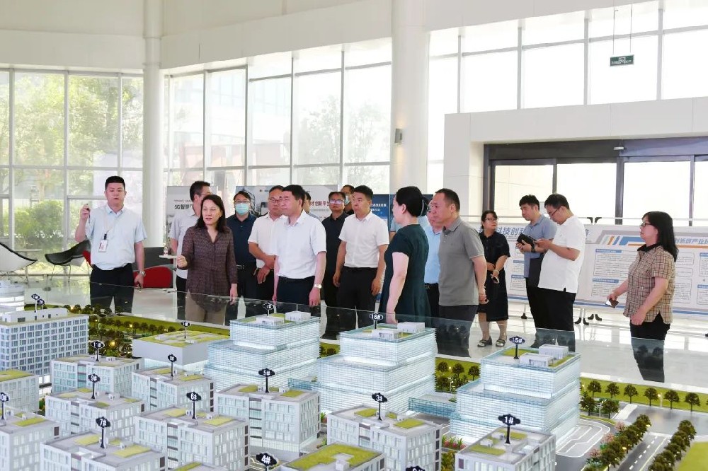 ������ί�����Ҹ���Ͷ�Ƽ����@�Ŀ�^Ħ�{��