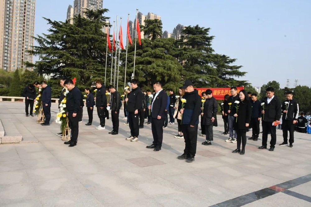 �������������O����������־ ���T���A�ꩦ��Ͷ�a�I�@��˾�M���_չ���҂��Ĺ��ա����������}���