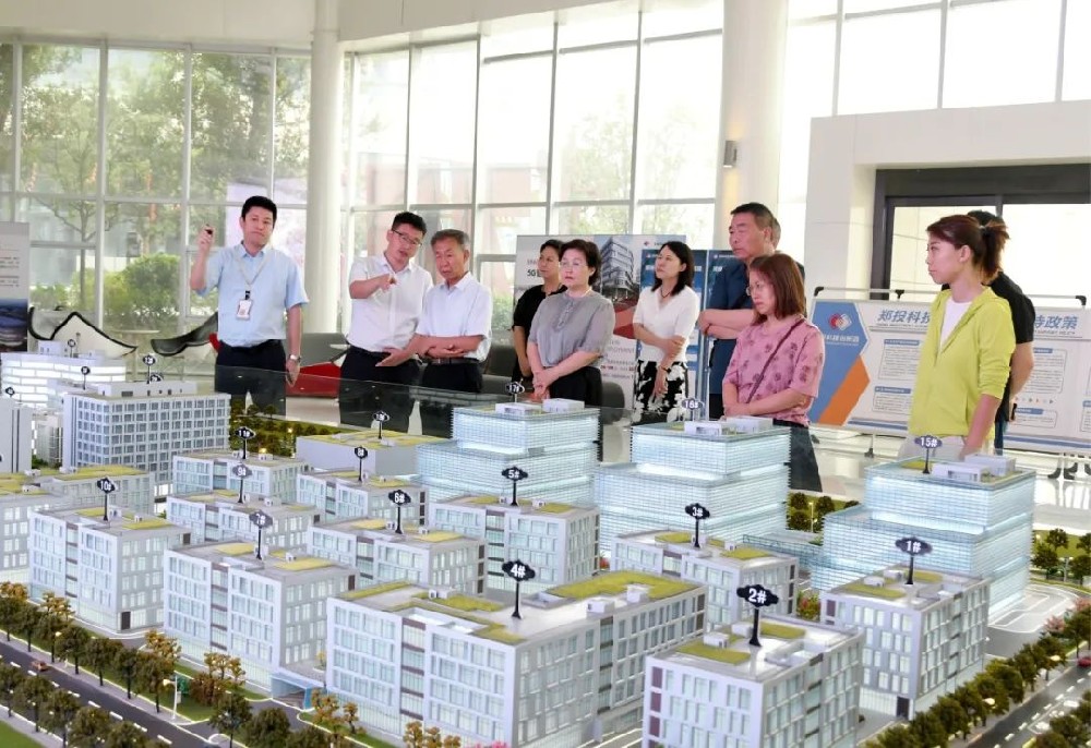 ��ͬ�����ƿh���fһ���W�R��Ͷ�Ƽ����@���^�{��