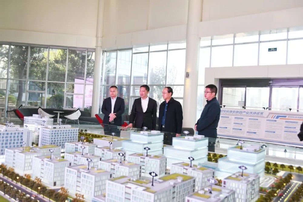 �����й��žָ����L�����Lһ���W�R��Ͷ�Ƽ����@�{��ָ��