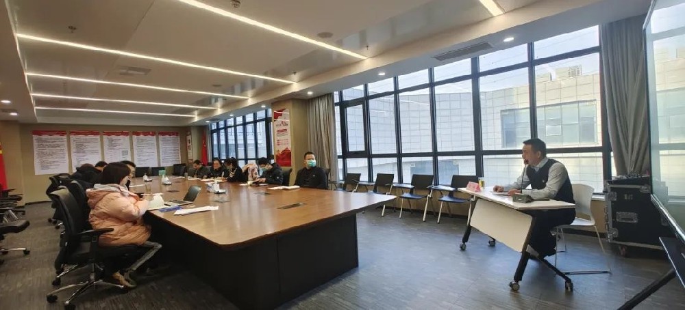 ���h���@�ء����ݿعɹ�˾�hίί�T������������������ϯ��v�����}�������}�h�n